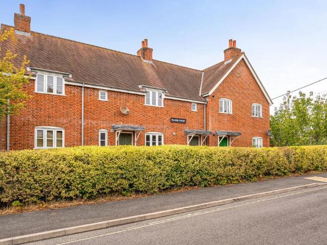 Flat for sale in Hatch, Basingstoke and Deane