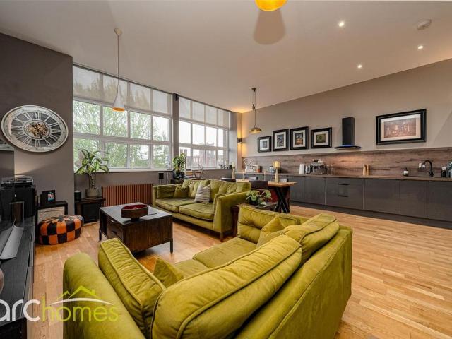 Flat for sale in Bedford, Wigan