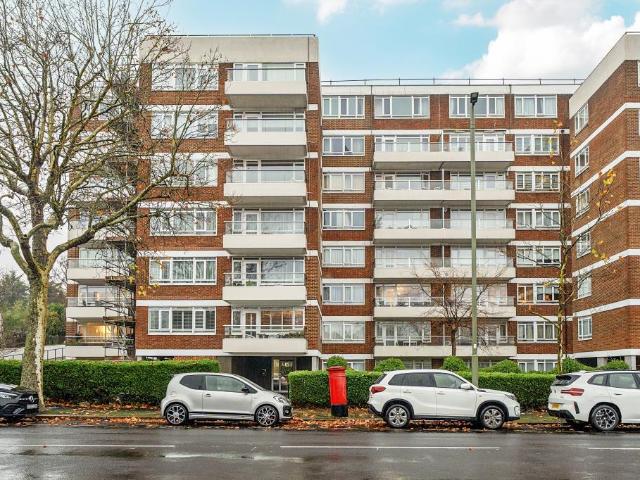 Flat for sale in Church End, Cat Hill
