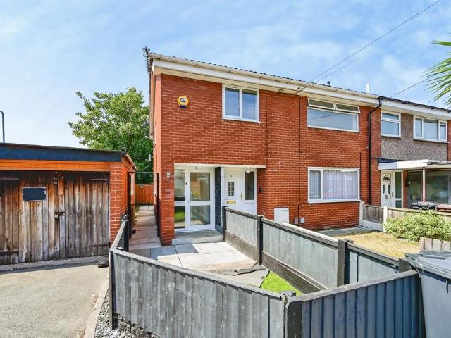 Flat for sale in Waterloo, Great Crosby