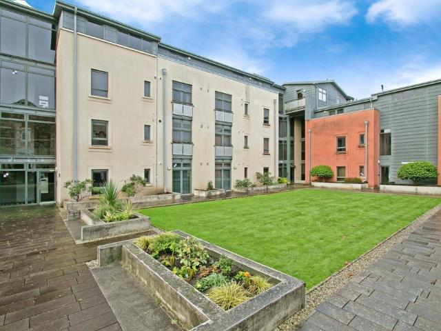 Flat for sale in Ferris Town, Penweathers