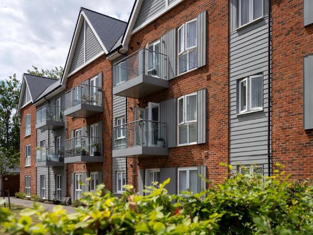 Flat for sale in Herne and Broomfield, The Bridge