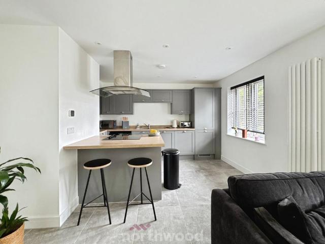 Flat for sale in Thorne, South Yorkshire