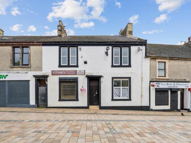 Flat for sale in Kilwinning, Scotland