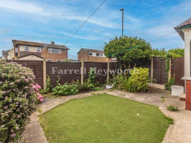 Flat for sale in Cabus, Lancashire