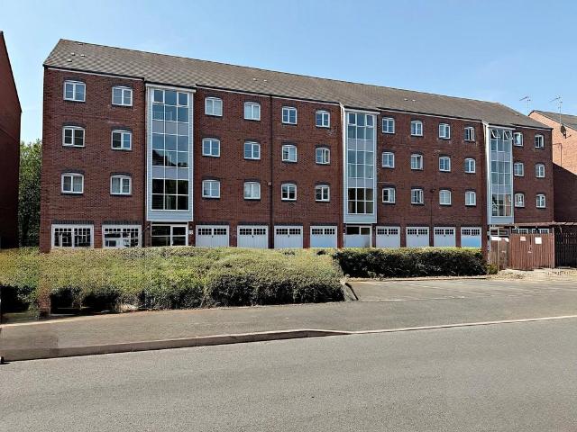 Flat for sale in Woodloes Park, Green Close