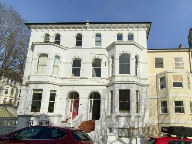 Flat for sale in Round Hill, Brighton & Hove