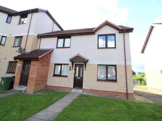 Flat for sale in Lentran, Scotland