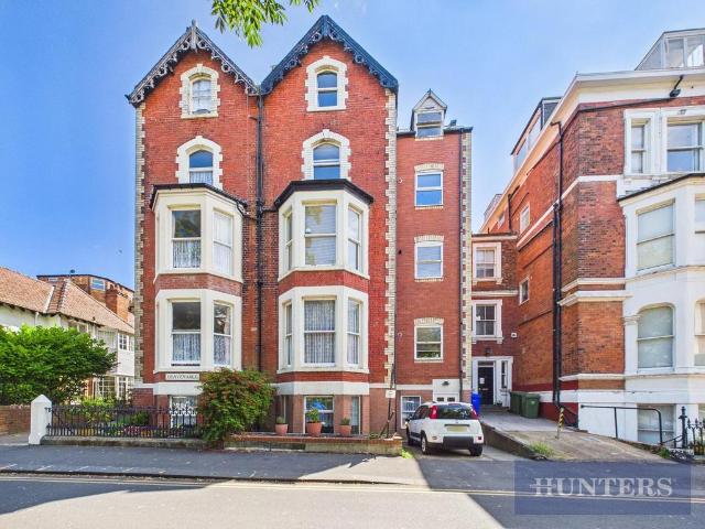 Flat for sale in South Cliff, Kepwick