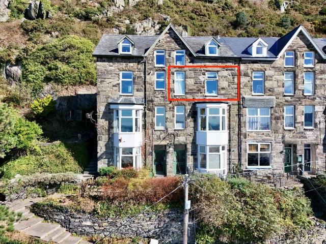 Flat for sale in Barmouth