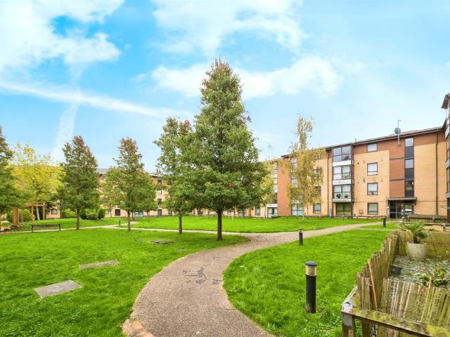 Flat for sale in Three Bridges, Glynde