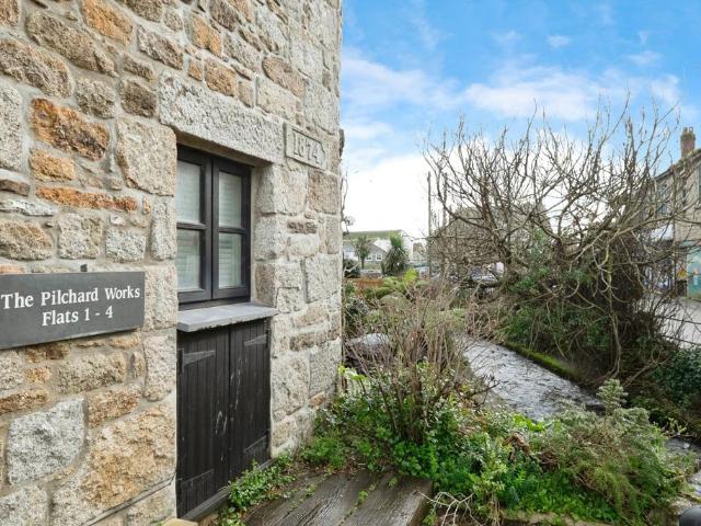 Flat for sale in Wherrytown, Penzance