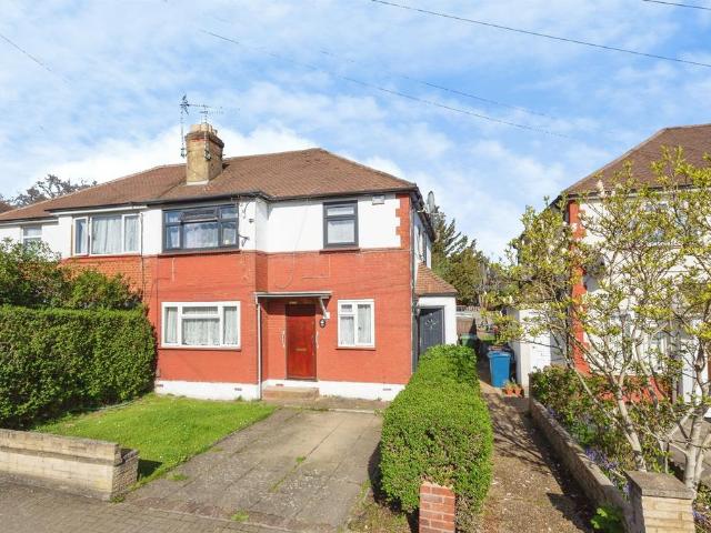 Flat for sale in Greater London