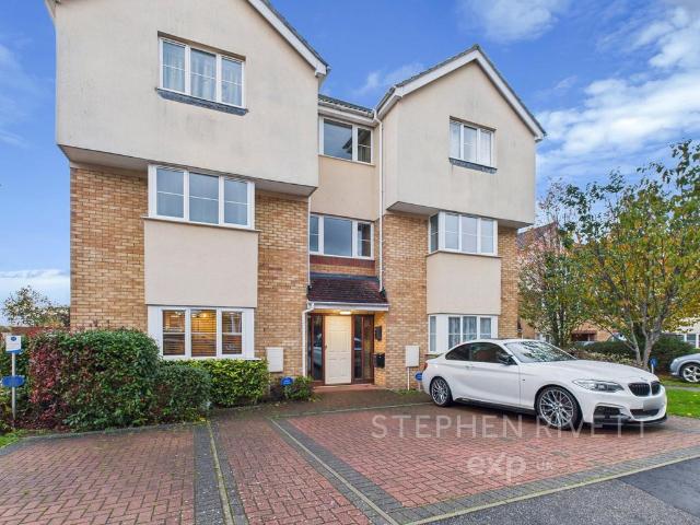Flat for sale in Combs Ford, Bedingfield