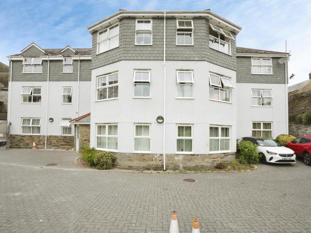 Flat for sale in Lamellion, Cornwall