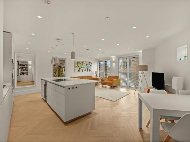 Flat for sale in St Clement Danes, Isle Of Man