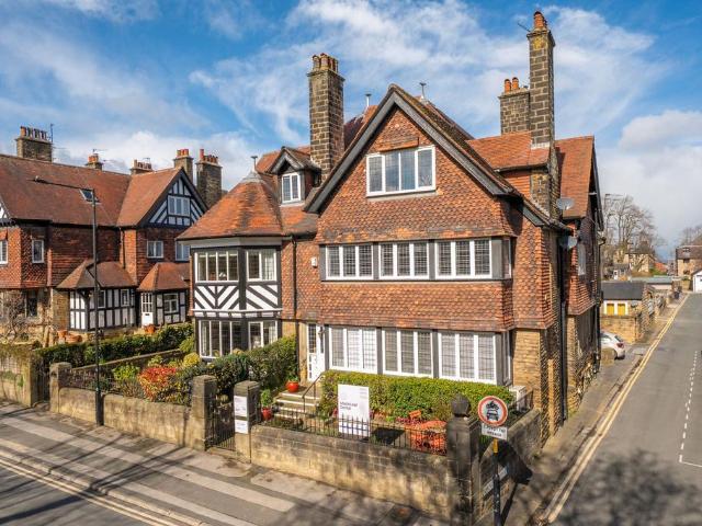 Flat for sale in Low Harrogate, Harrogate