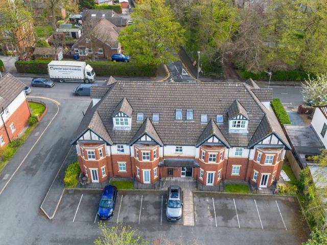 Flat for sale in Wigan, Greater Manchester