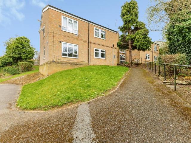 Flat for sale in Kingsthorpe, Northamptonshire
