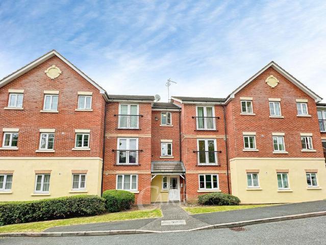 Flat for sale in West Bromwich, Sandwell
