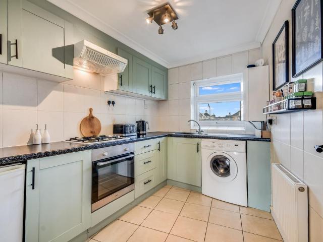 Flat for sale in Moulsham, Chelmsford