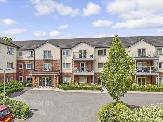 Flat for sale in Brook Street, Bourne Vale