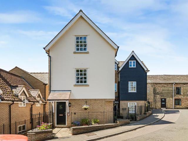 Flat for sale in Barway, Cambridgeshire
