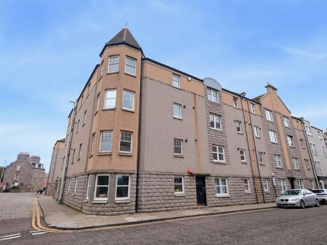 Flat for sale in City Centre, Ballindoch