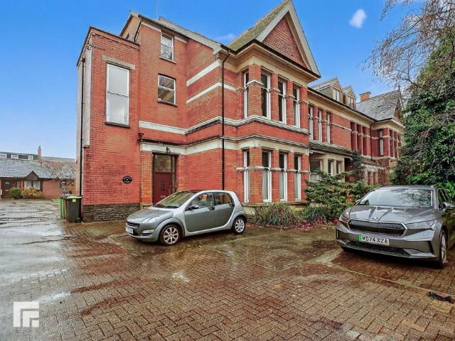 Flat for sale in Penylan, Falcon Lodge