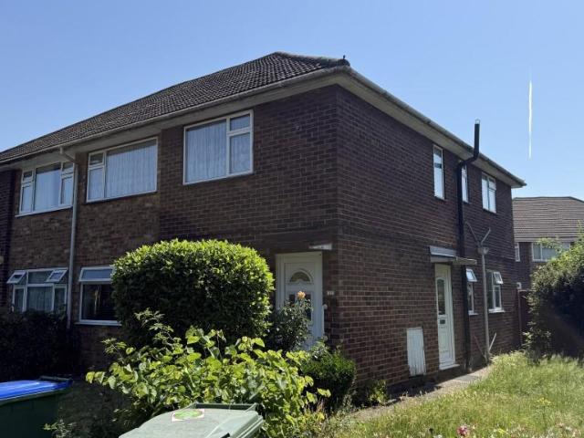 Flat for sale in Upper Belvedere, Greater London