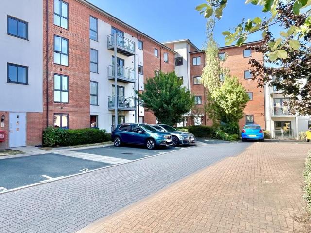 Flat for sale in Oxley, West Midlands