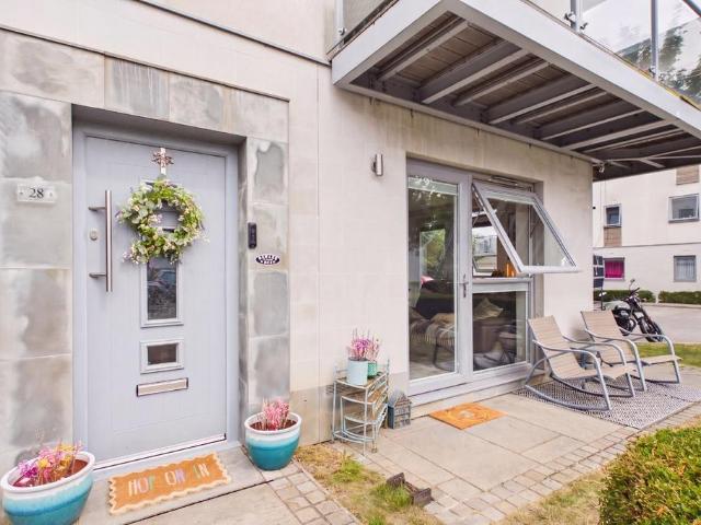 Flat for sale in Fishery, Maidenhead