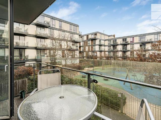 Flat for sale in London Borough of Waltham Forest, Greater London