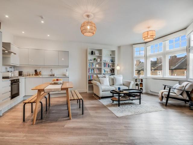 Flat for sale in Moulsham, Chelmsford