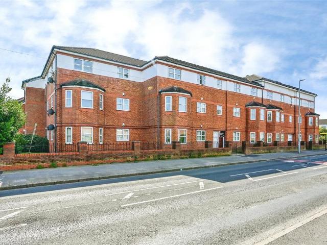 Flat for sale in Huyton, Knowsley