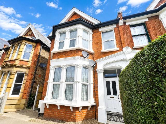 Flat for sale in London Borough of Lewisham, Greater London