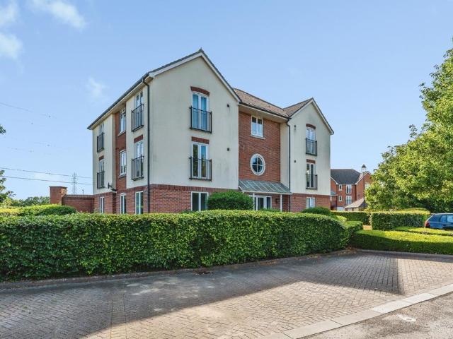 Flat for sale in Ashurst Bridge, Hampshire