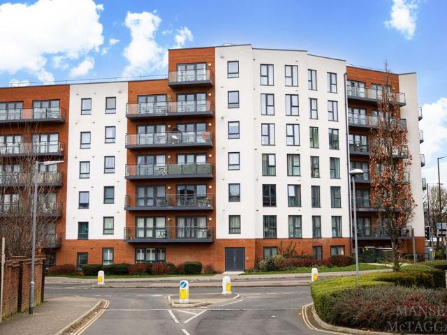 Flat for sale in Glynde, West Sussex