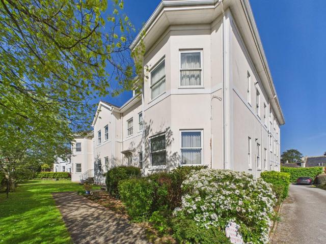 Flat for sale in St Michaels, Livermead