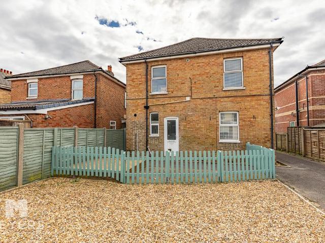 Flat for sale in Winton, Bournemouth