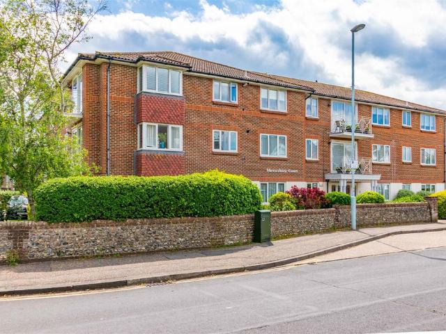 Flat for sale in West Worthing, Worthing