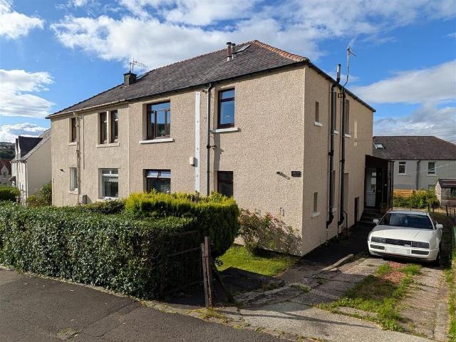 Flat for sale in Overton, Greenock