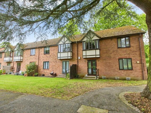 Flat for sale in Normanton, Derby