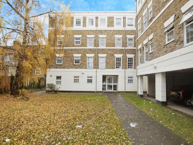 Flat for sale in Lower Edmonton, Edmonton