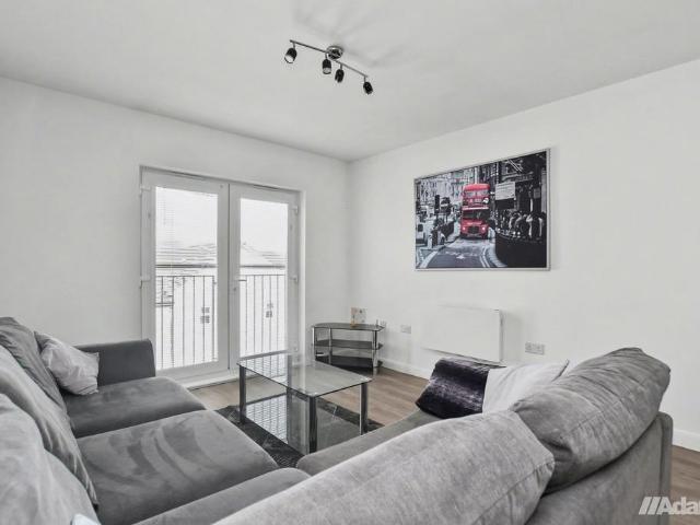 Flat for sale in Lower Walton, Warrington