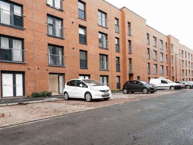 Flat for sale in Leith, Scotland