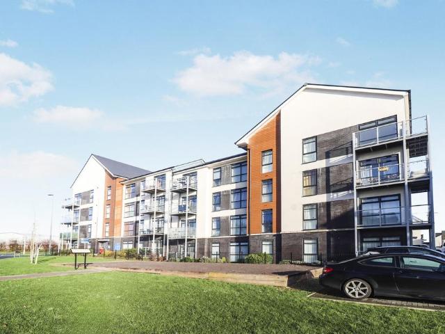 Flat for sale in Patchway, South Gloucestershire