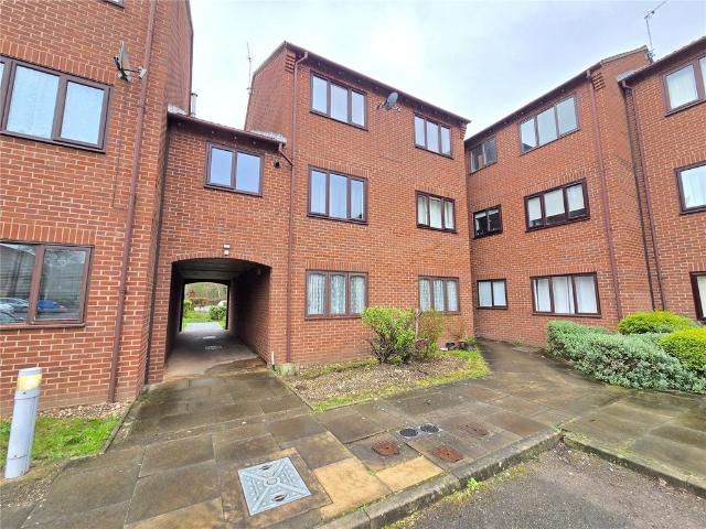 Flat for sale in Leyfields, Kettlebrook