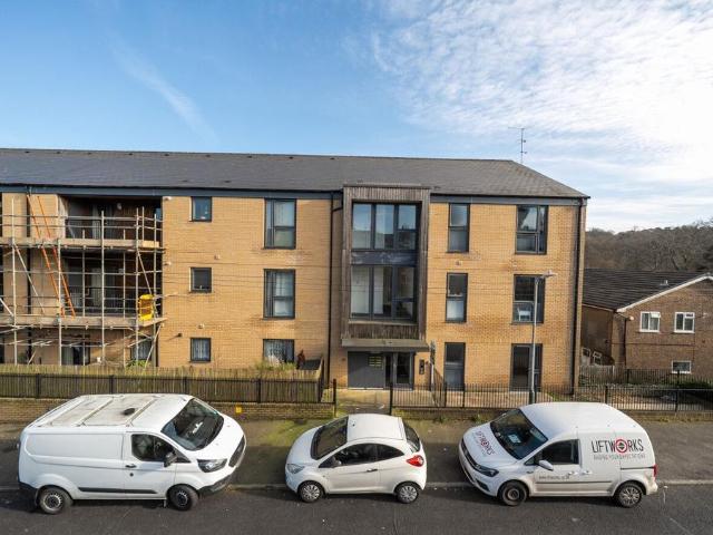 Flat for sale in Sherwood, Sandown Park