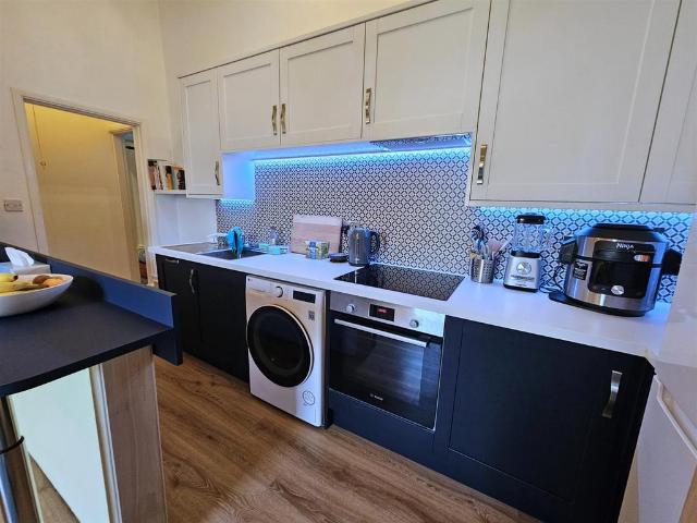 Flat for sale in Plympton Central, Mount Wise